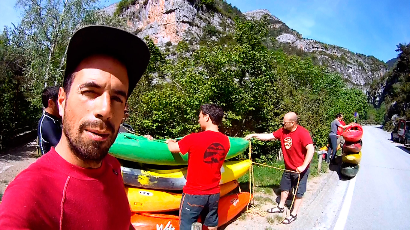curso de kayak aguas bravas